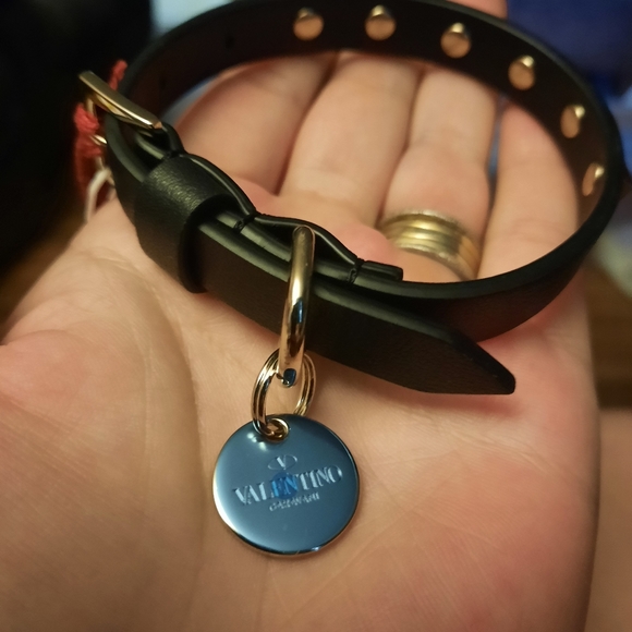 Valentino Pet Collar - Picture 2 of 8
